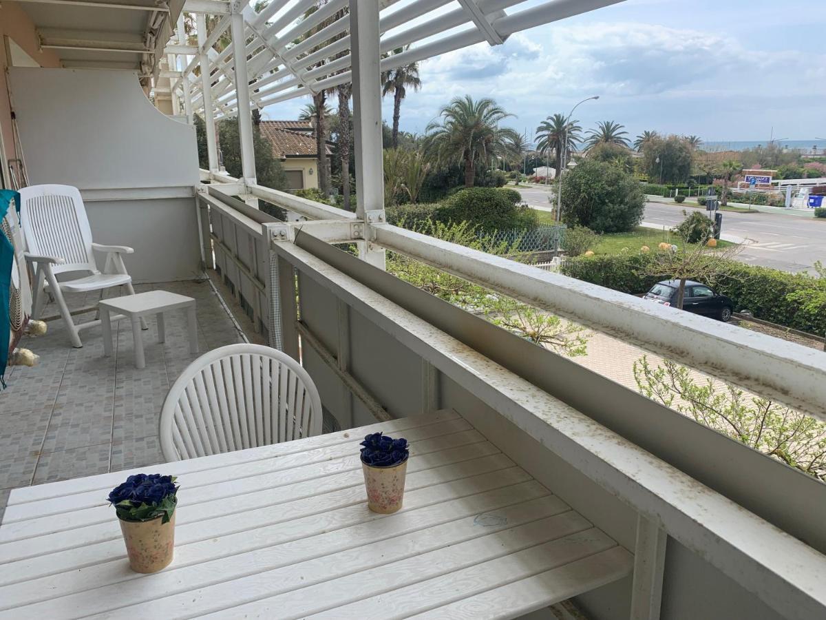 مارينا دي بييتراسانْت Casa Sul Mare- House On The Sea- Versilia المظهر الخارجي الصورة