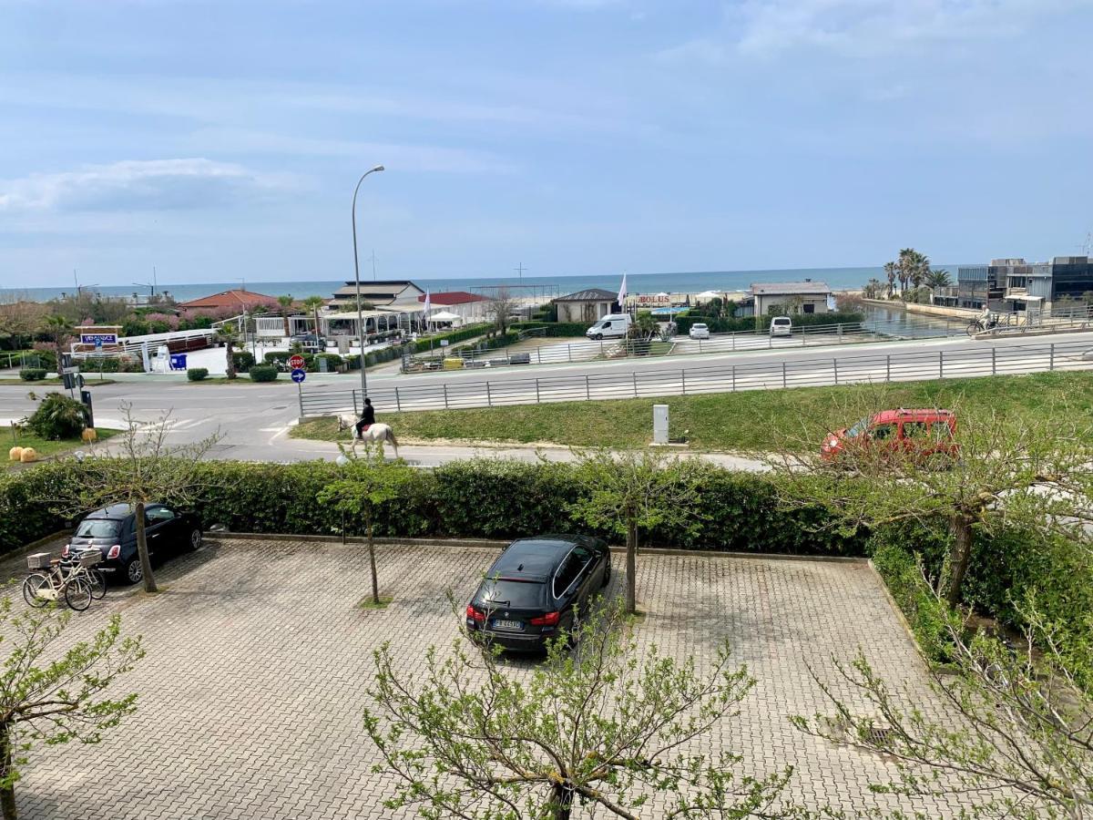 مارينا دي بييتراسانْت Casa Sul Mare- House On The Sea- Versilia المظهر الخارجي الصورة